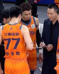 九游-CBA八进四：上海横扫山东晋级，广东3分险胜北京将大比分追成1-1