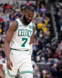 九游体育-6000万先生就这？布朗低迷表现制约凯尔特人争冠