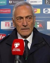 jiuyou-意媒解析足协主席：不辞职的格拉维纳要做些什么？