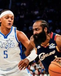 九游-裁判抢戏！魔术复仇骑士，哈登空砍30+8，米切尔24中9，贝恩立功